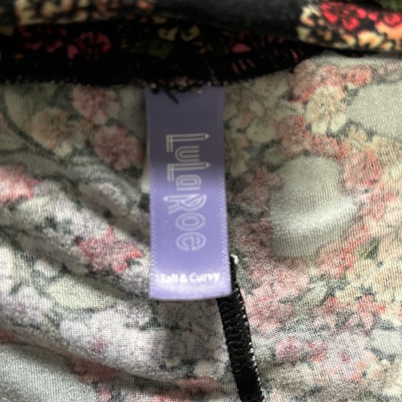 Lularoe leggings - Picture 2 of 4